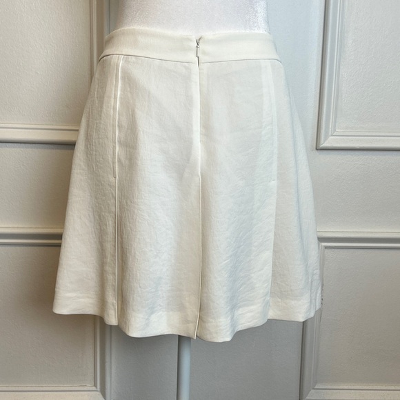 Vince white pleated skirt sz 2 - Picture 3 of 6